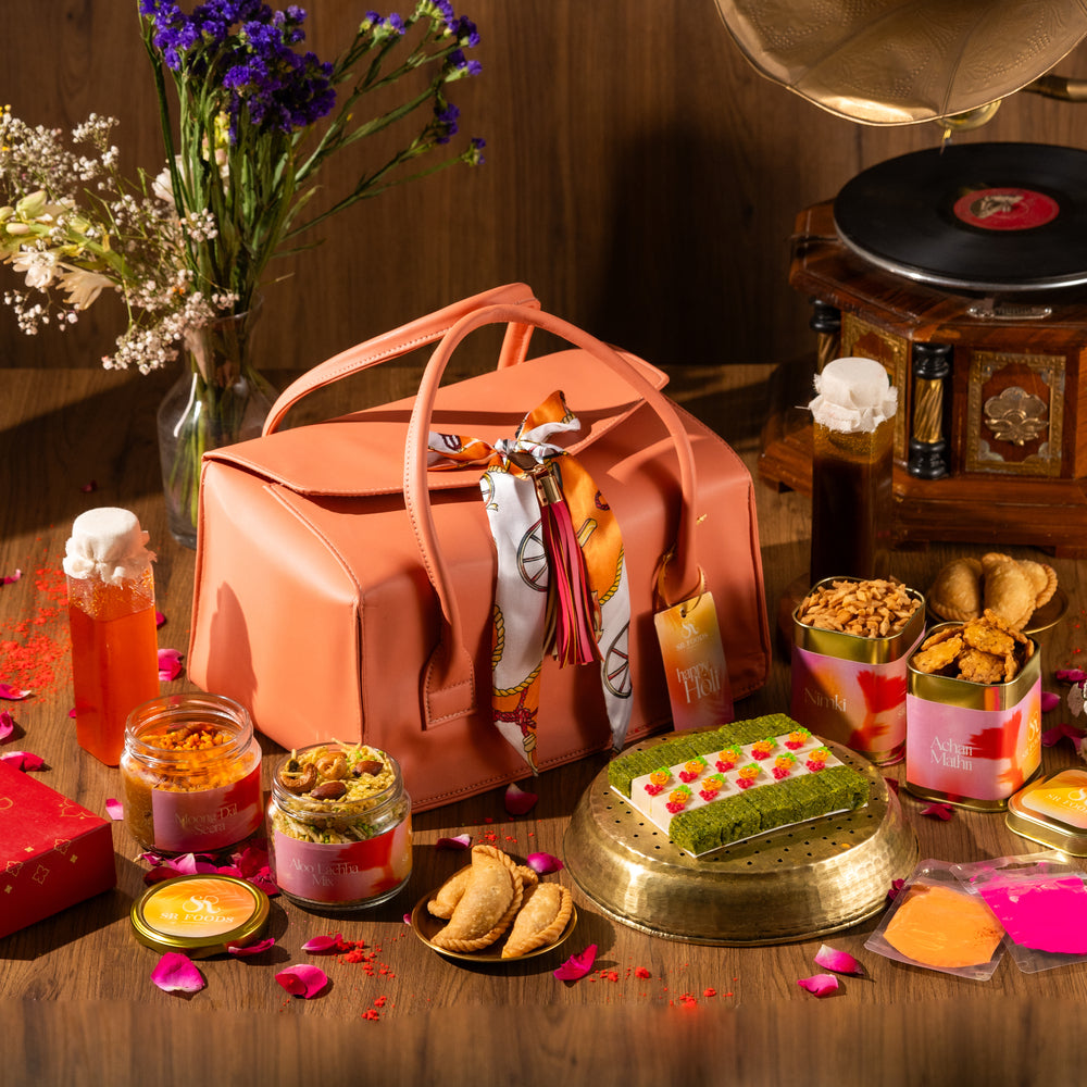 Holi Gift Hamper