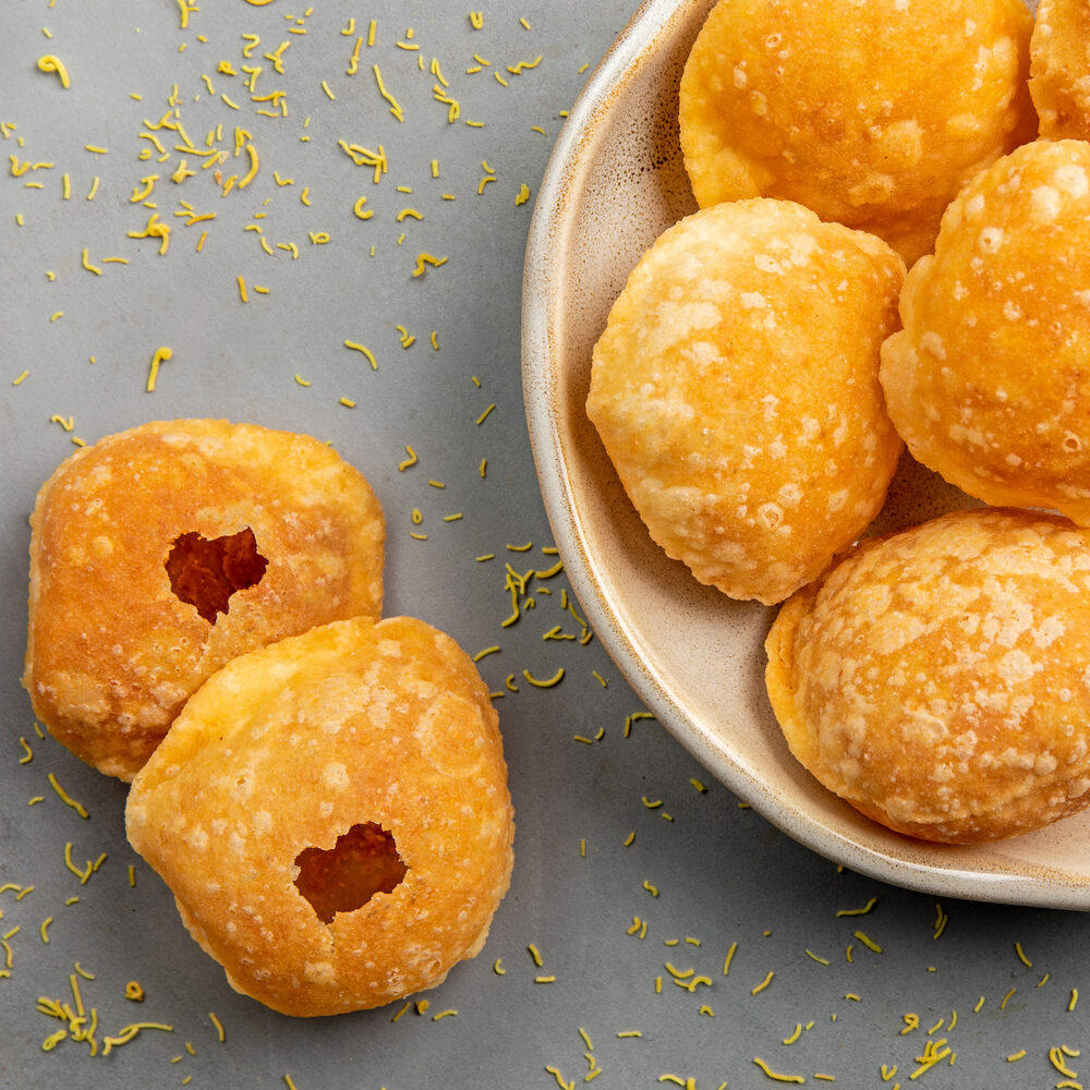 A bowl of mini raj kachori shells