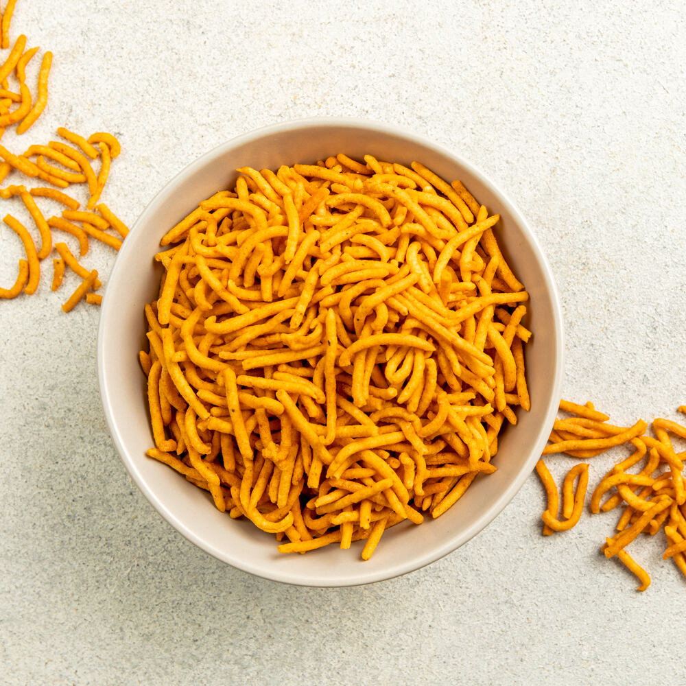 Bowl filled with golden chatpata Rajasthani bhujia